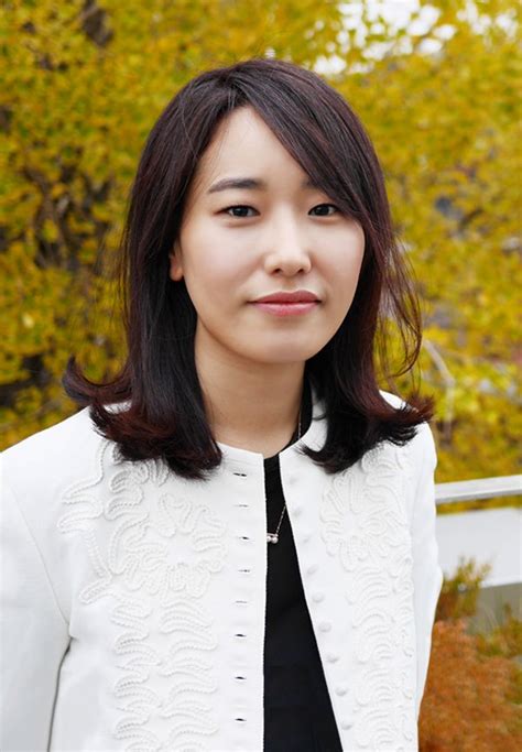 park ji-eun writer|More.